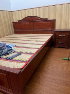 Thu mua giường gỗ căm xe